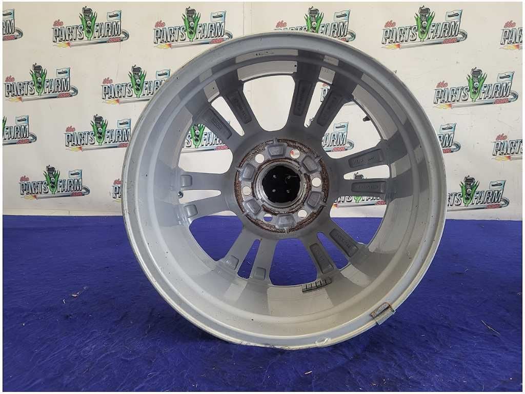 2015 - 2020 Ford F150 4x4 Pickup Truck Wheel 18x7.5 Paint Spoke Paint Scuffs 2627 - The Parts Farm