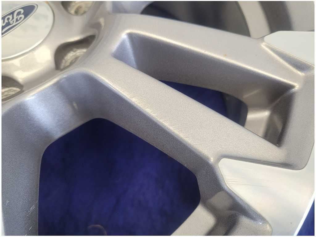 2015 - 2020 Ford F150 4x4 Pickup Truck Wheel 18x7.5 Paint Spoke Paint Scuffs 2627 - The Parts Farm