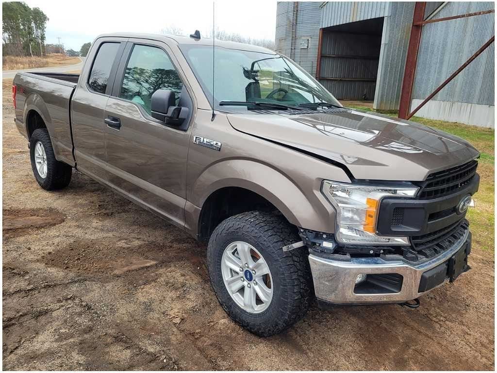 2015-2020 Ford F150 Truck Passenger Rear Extended Cab Molding Paint D1 2831 - The Parts Farm