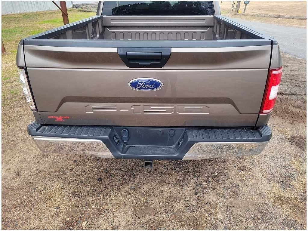 2015-2020 Ford F150 Truck Passenger Rear Extended Cab Molding Paint D1 2831 - The Parts Farm