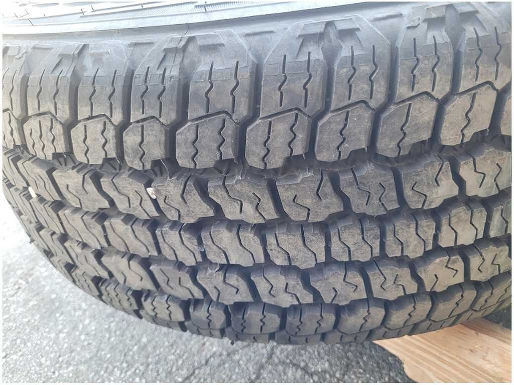 2015 - 2020 Ford F150 Truck Wheel 20x8.5 Spoke Painted Rim Tire *Scuffs 2874 - The Parts Farm
