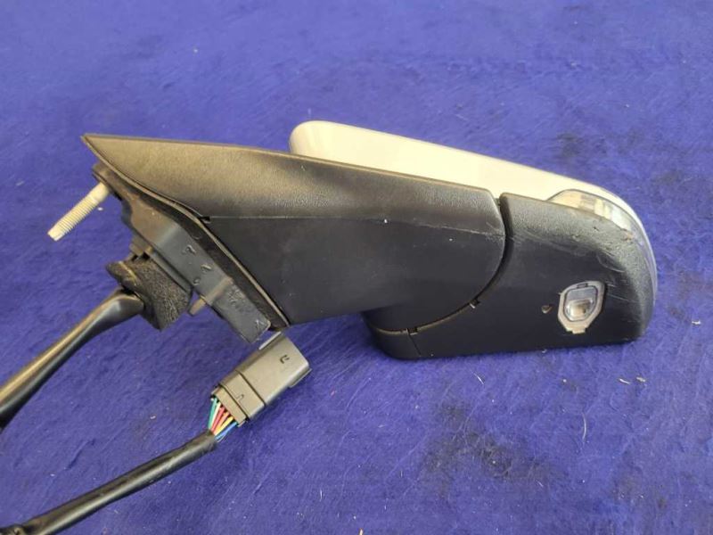 2015 - 2020 Ford Mustang EcoBoost Driver Rear View Mirror Spot Heat Paint JS 2381 - The Parts Farm