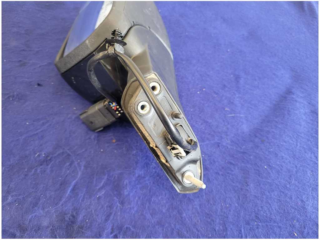 2015 - 2020 Ford Mustang GT Passenger Rear View Mirror Power Spotter Paint G1 2752 - The Parts Farm