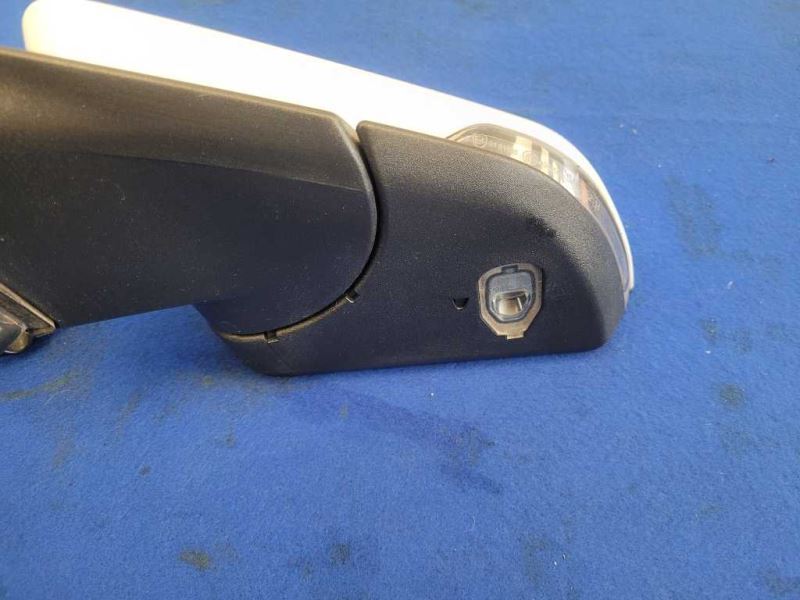 2015 - 2020 Ford Mustang GT S550 Driver Rear View Mirror BLIS Puddle Paint YZ 2502 - The Parts Farm