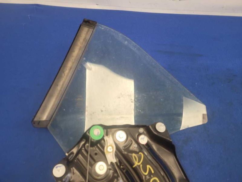 2015 - 2020 Ford Mustang GT S550 Passenger Right Quarter Glass Convertible 2502 - The Parts Farm