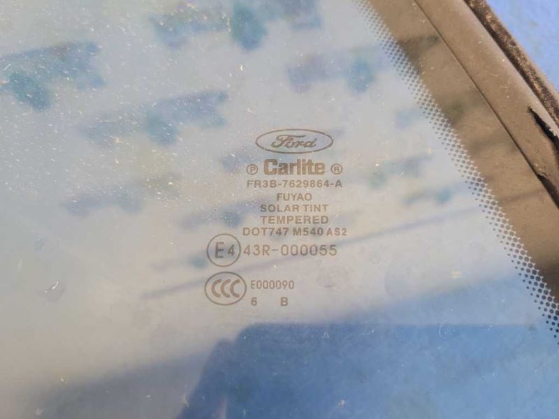 2015 - 2020 Ford Mustang GT S550 Passenger Right Quarter Glass Convertible 2502 - The Parts Farm