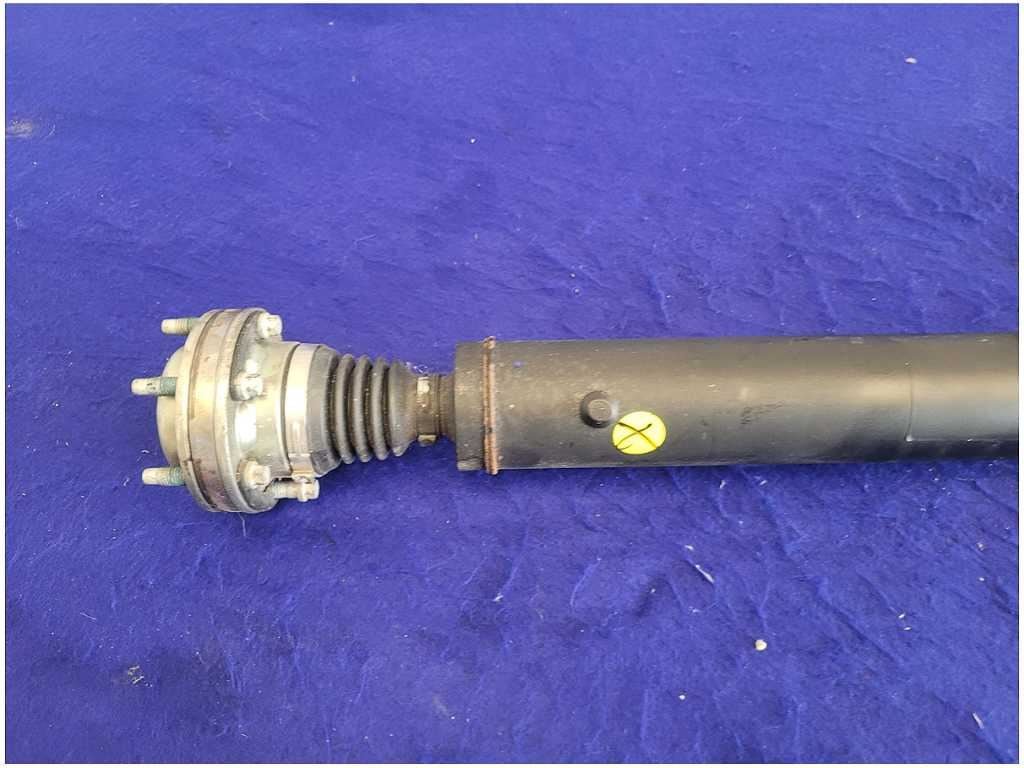 2015 - 2020 Ford Mustang Shelby GT350 5.2L Driveshaft Manual Transmission M/T FH - The Parts Farm