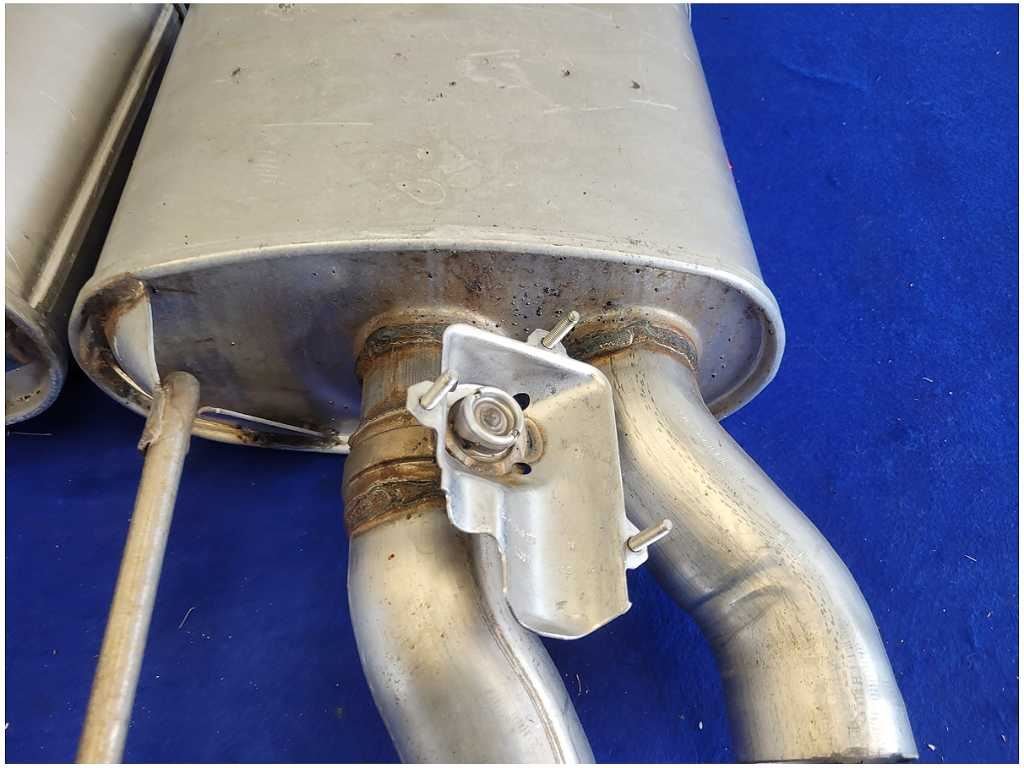2015 - 2020 Ford Mustang Shelby GT350 5.2L Pair Muffler Exhaust Active *Read* FH - The Parts Farm