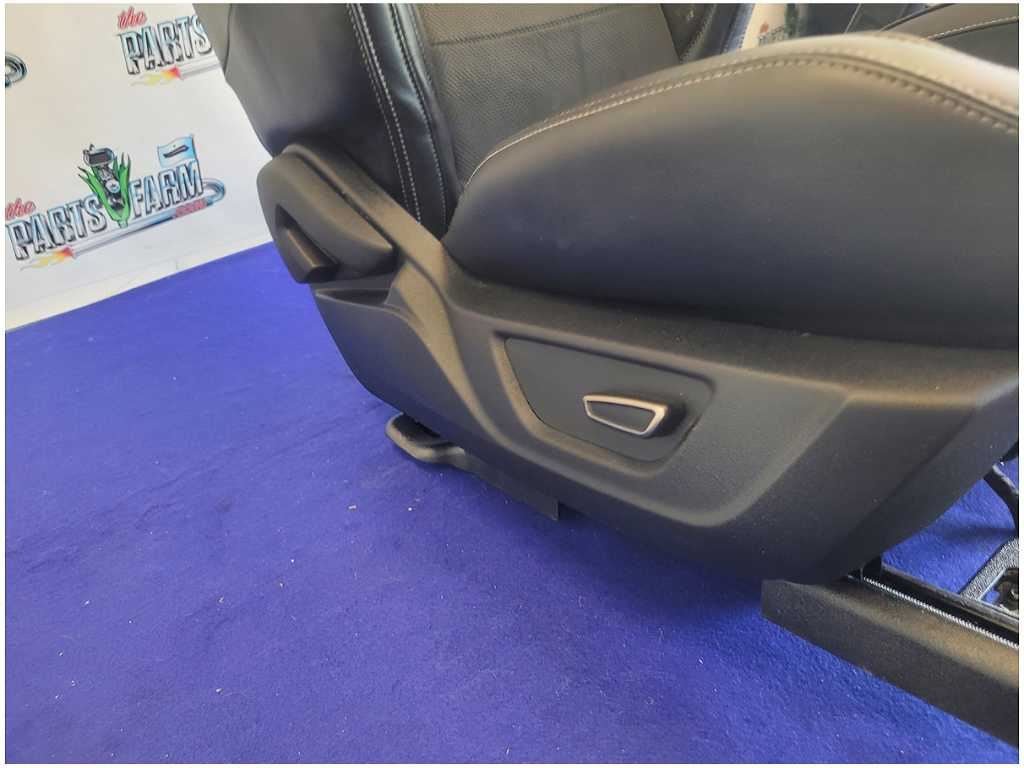 2015 - 2020 Ford Mustang Shelby GT350 5.2L Passenger Front Power Track Seat 2729 - The Parts Farm