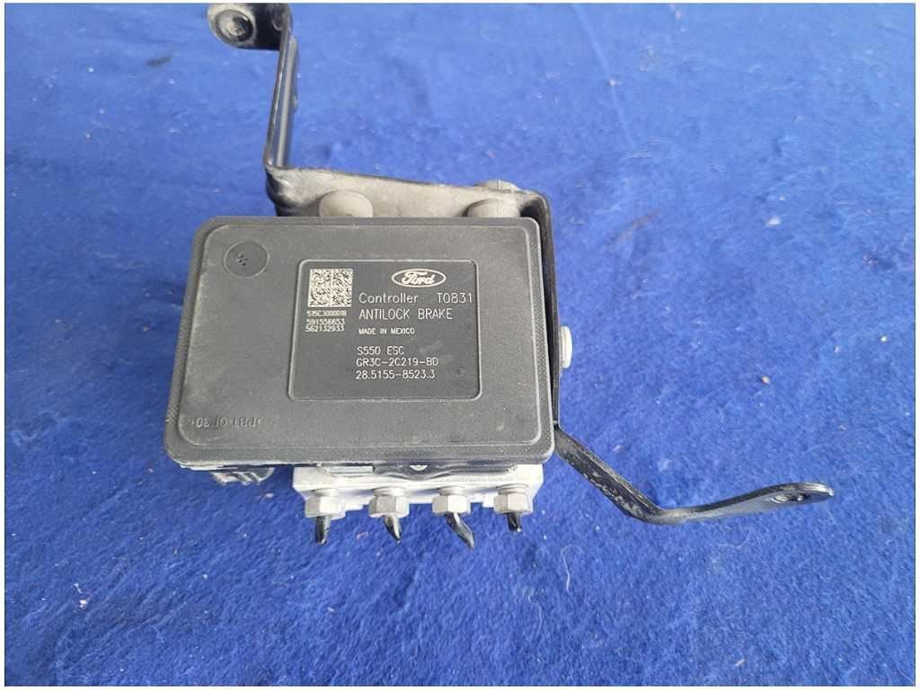 2015 - 2020 Ford Mustang Shelby GT350 ABS Module Anti - Lock Brake Pump M/T 2881 - The Parts Farm
