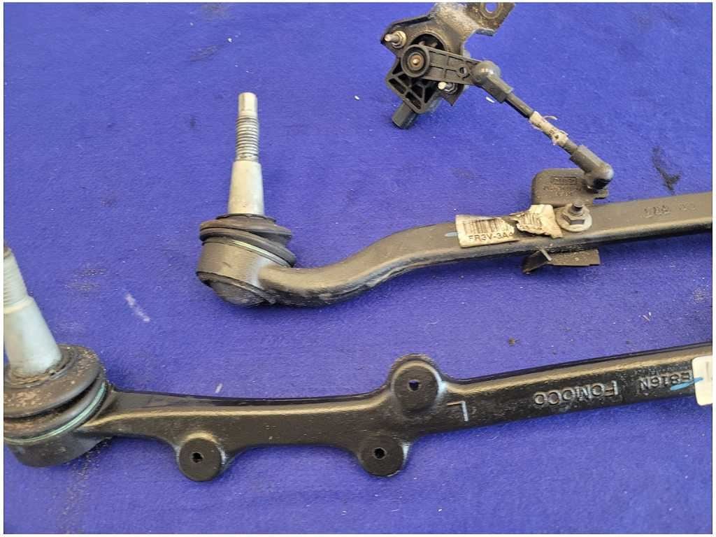 2015 - 2020 Ford Mustang Shelby GT350 Driver Front Lower Control Arms Pair 2729 - The Parts Farm