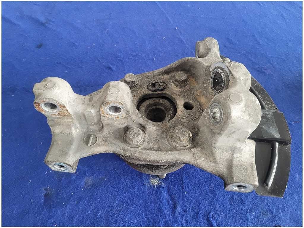 2015 - 2020 Ford Mustang Shelby GT350 Driver Front Spindle Knuckle Hub 2881 - The Parts Farm