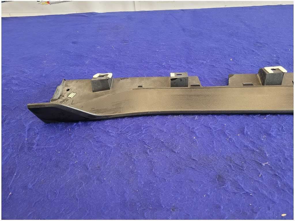 2015 - 2020 Ford Mustang Shelby GT350 Driver LH Lower Rocker Molding Trim FH - The Parts Farm