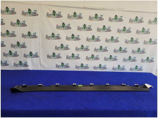 2015 - 2020 Ford Mustang Shelby GT350 Driver LH Lower Rocker Molding Trim FH - The Parts Farm