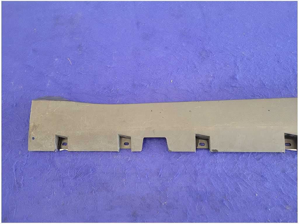 2015 - 2020 Ford Mustang Shelby GT350 Driver LH Lower Rocker Molding Trim FH - The Parts Farm