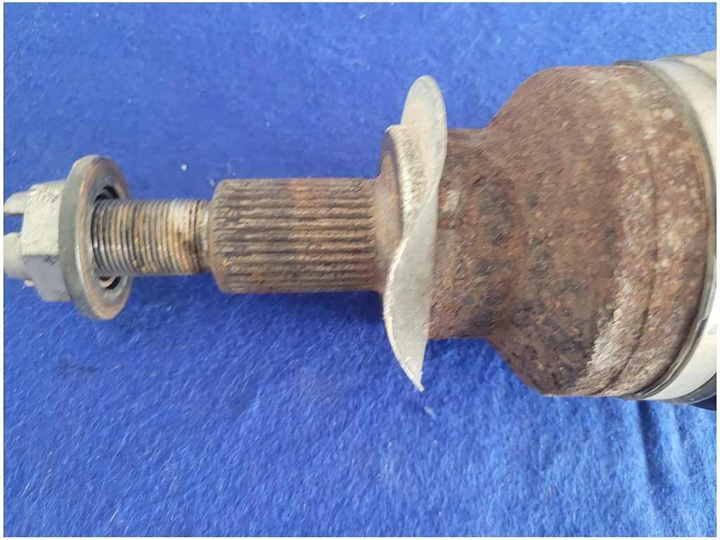 2015 - 2020 Ford Mustang Shelby GT350 Passenger Rear Axle Shaft Half 2881 - The Parts Farm