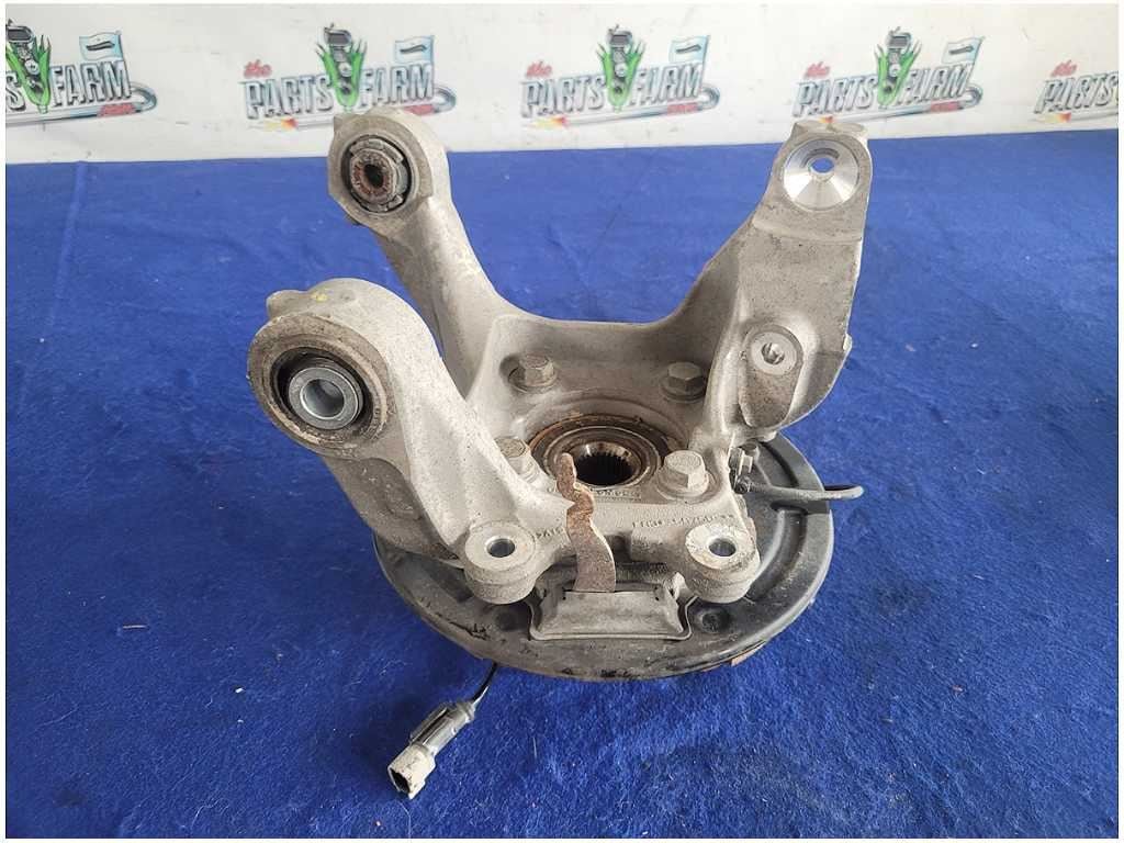 2015 - 2020 Ford Mustang Shelby GT350 Passenger Rear Knuckle Stub Hub 2881 - The Parts Farm