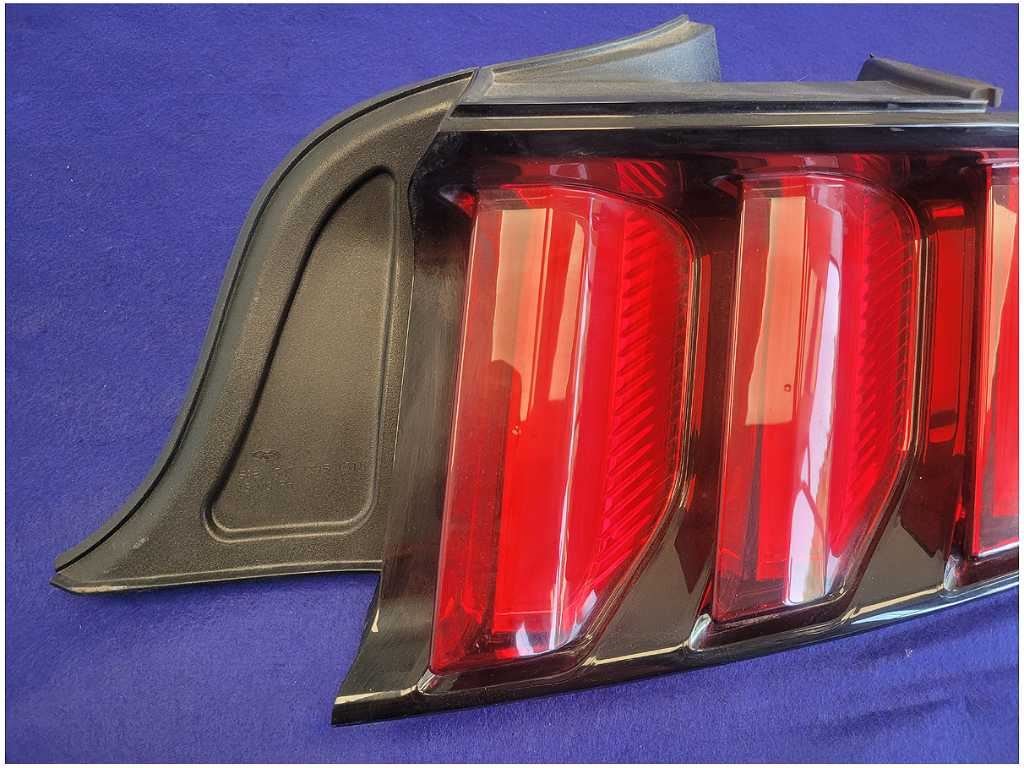 2015 - 2020 Ford Mustang Shelby GT350 Passenger Rear Taillight Lamp Light 2711 - The Parts Farm