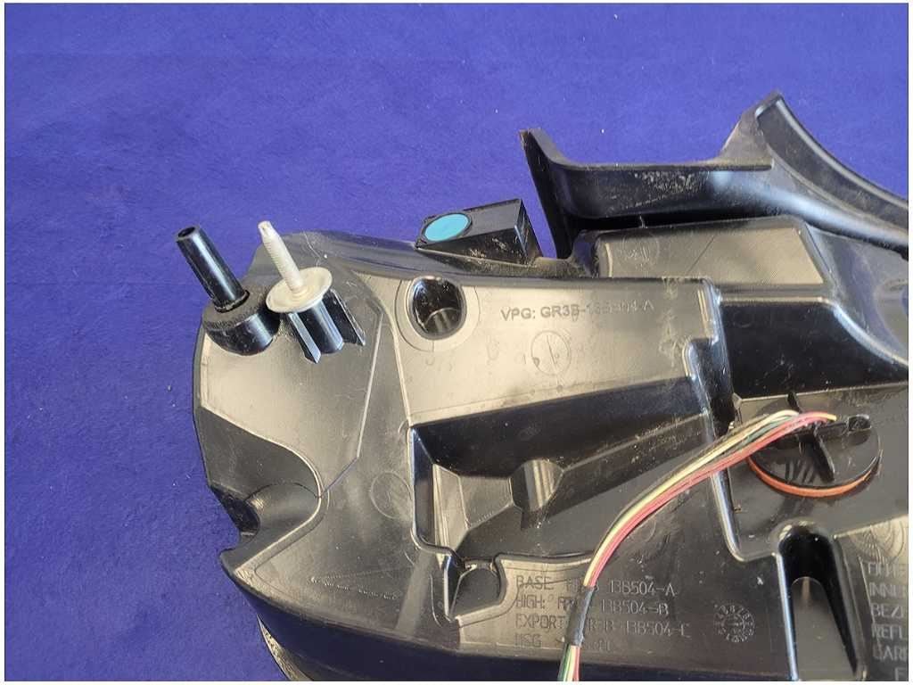 2015 - 2020 Ford Mustang Shelby GT350 Passenger Rear Taillight Lamp Light 2711 - The Parts Farm