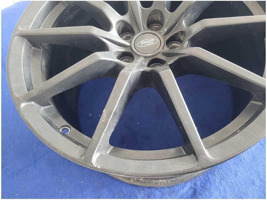 2015-2020 Ford Mustang Shelby GT350 Rear Wheel 19x11 Spoke Rim *Scuffs 2881 - The Parts Farm