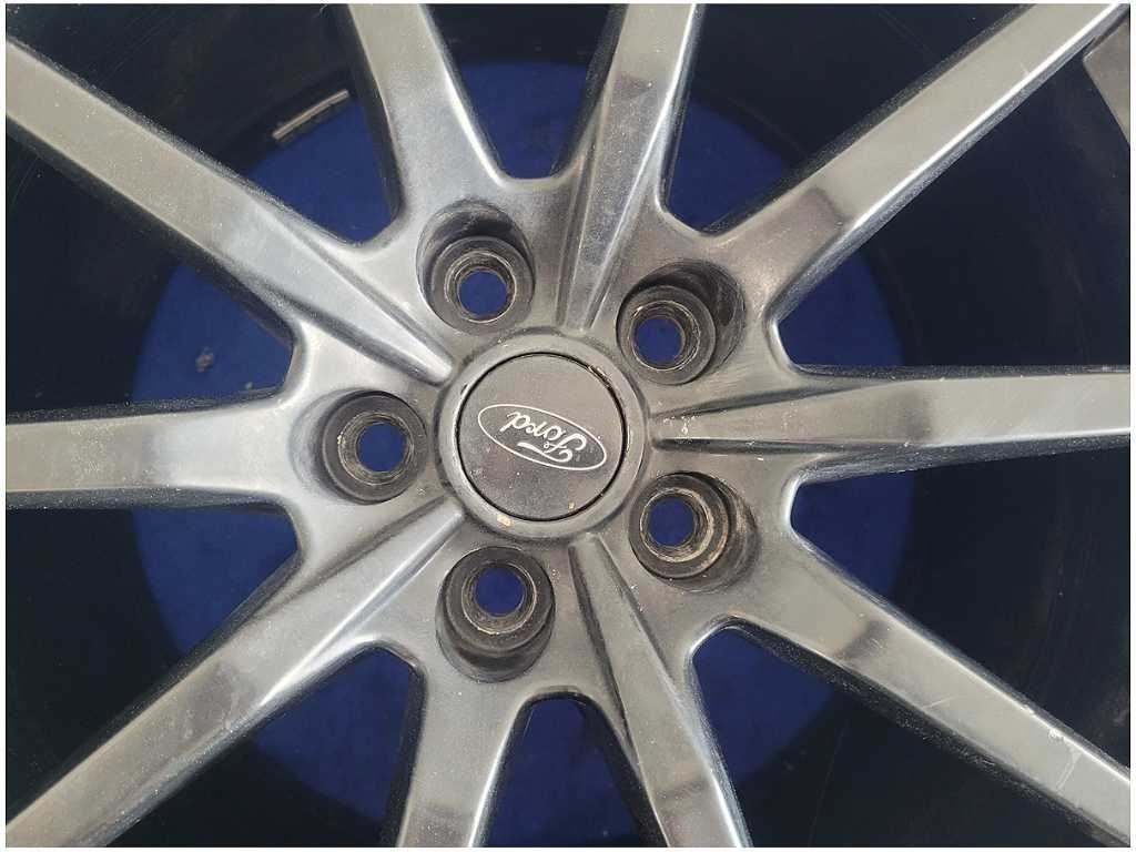 2015-2020 Ford Mustang Shelby GT350 Rear Wheel 19x11 Spoke Rim *Scuffs 2881 - The Parts Farm