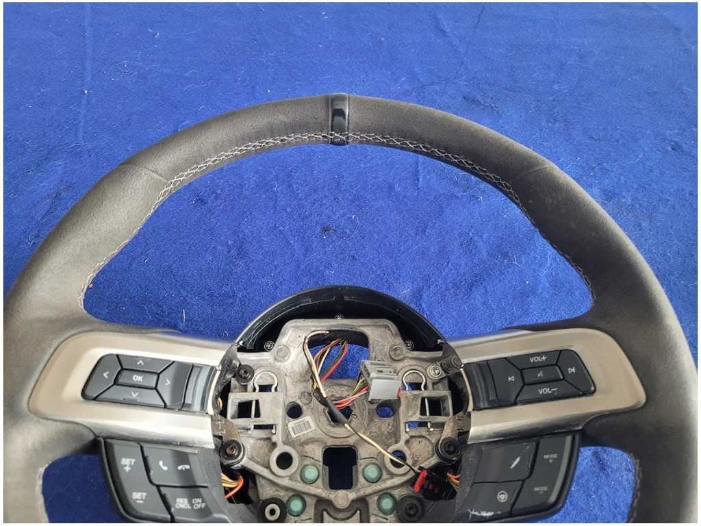 2015 - 2020 Ford Mustang Shelby GT350 Steering Wheel Manual Trans *Read 2881 - The Parts Farm