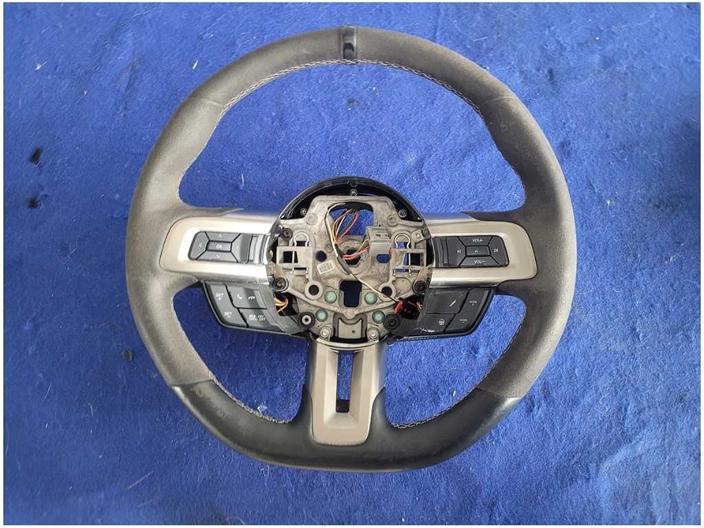 2015 - 2020 Ford Mustang Shelby GT350 Steering Wheel Manual Trans *Read 2881 - The Parts Farm