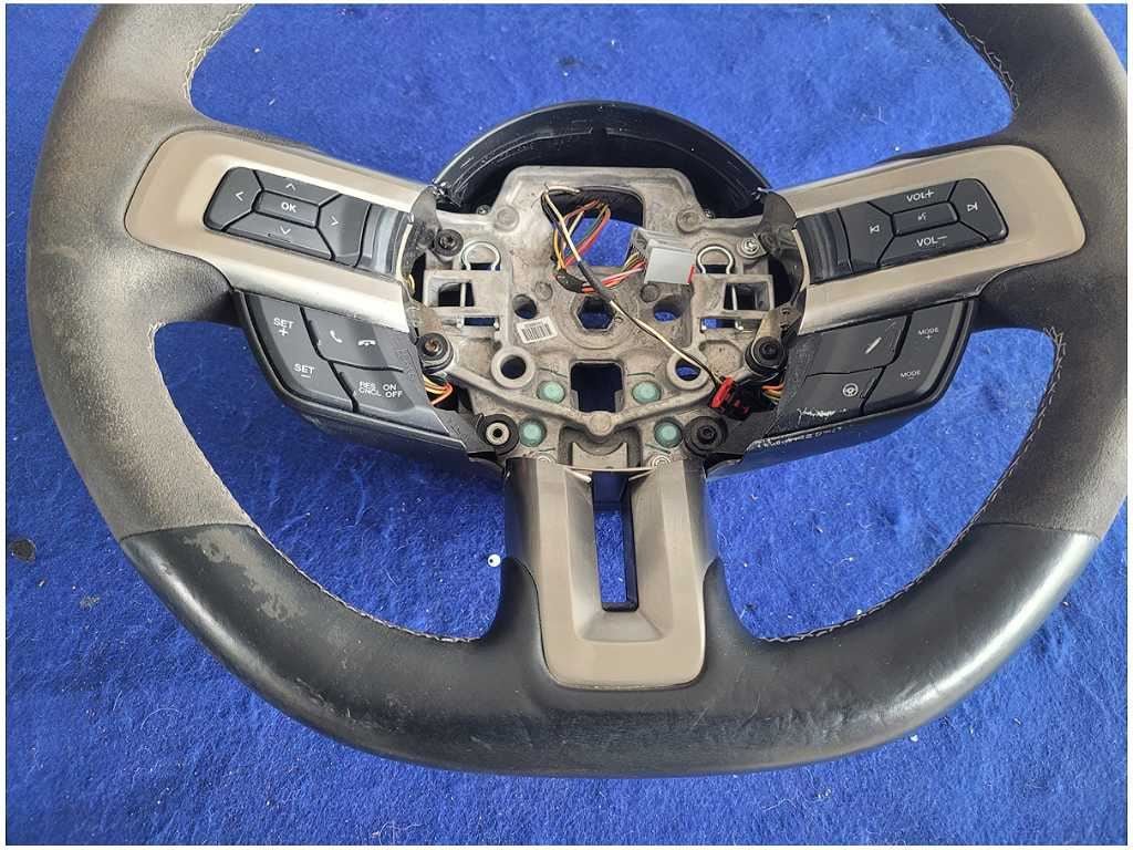 2015 - 2020 Ford Mustang Shelby GT350 Steering Wheel Manual Trans *Read 2881 - The Parts Farm