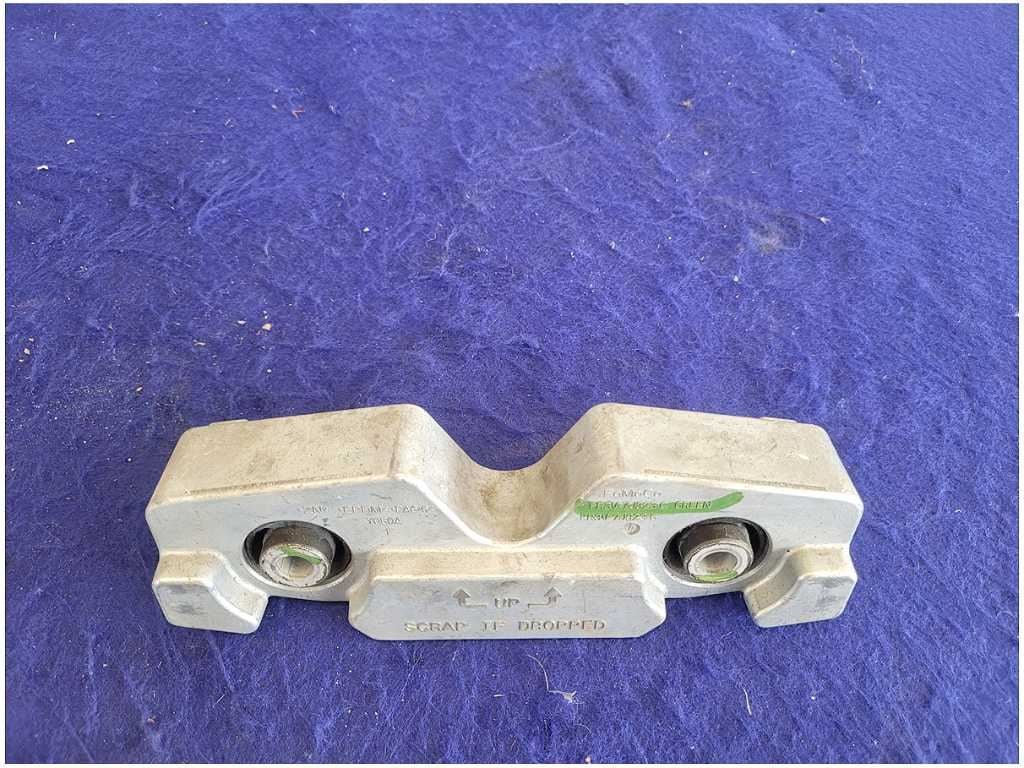 2015 - 2020 Mustang Shelby GT350 5.2L Mount Transmission M/T Brace Support FH - The Parts Farm