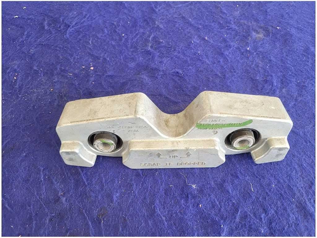 2015 - 2020 Mustang Shelby GT350 5.2L Mount Transmission M/T Brace Support FH - The Parts Farm