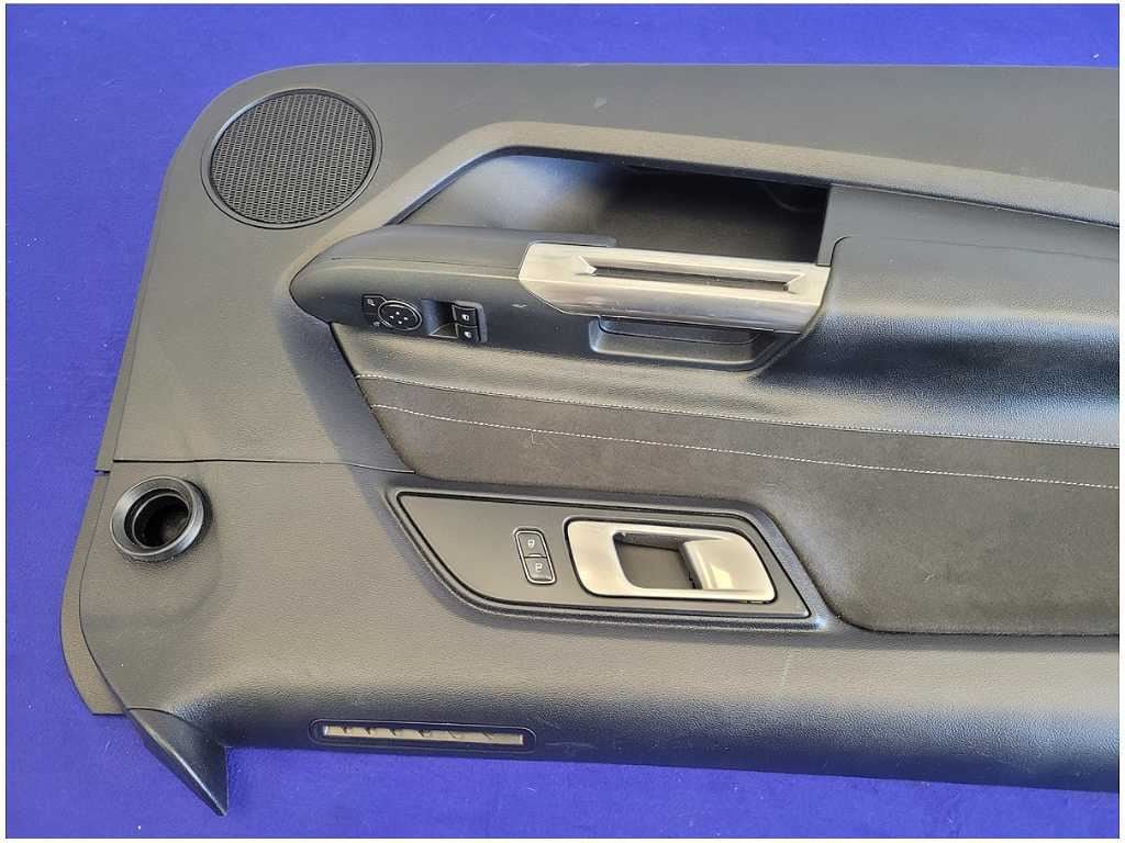 2015 - 2020 Mustang Shelby GT350 Pair Front Door Panels Card Coupe *Read* 2729 - The Parts Farm