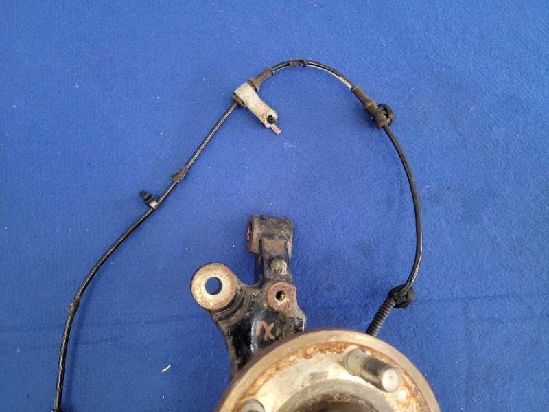 2015 - 2021 Ford Mustang GT S550 Passenger Front Knuckle Spindle Hub 2498 - The Parts Farm