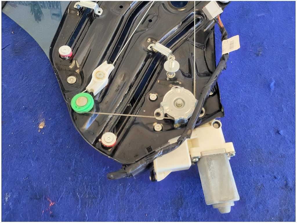 2015 - 2023 Ford Mustang EcoBoost GT Convertible Driver Rear Quarter Glass 2771 - The Parts Farm