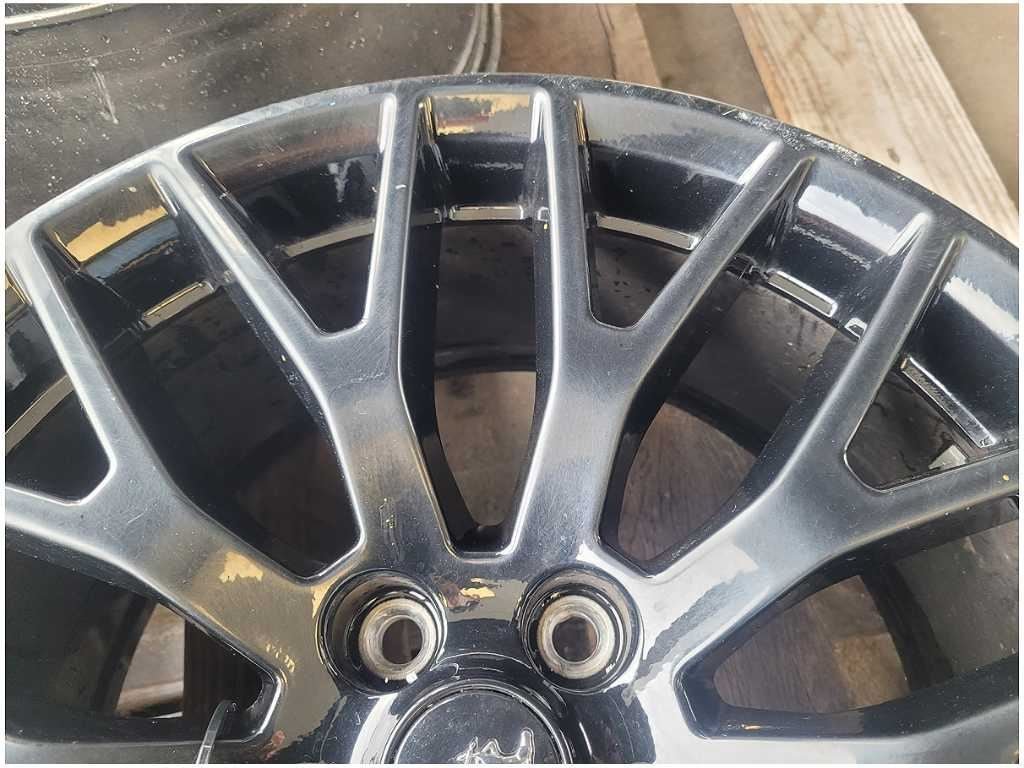 2015 - 2023 Ford Mustang GT Performance Pack PP Wheel 19x9.5 Spoke Rim *Scuffs* - The Parts Farm