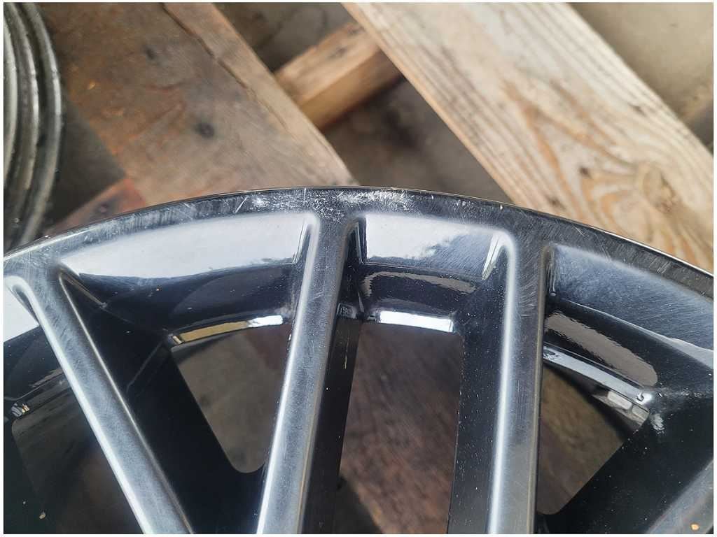 2015 - 2023 Ford Mustang GT Performance Pack PP Wheel 19x9.5 Spoke Rim *Scuffs* - The Parts Farm