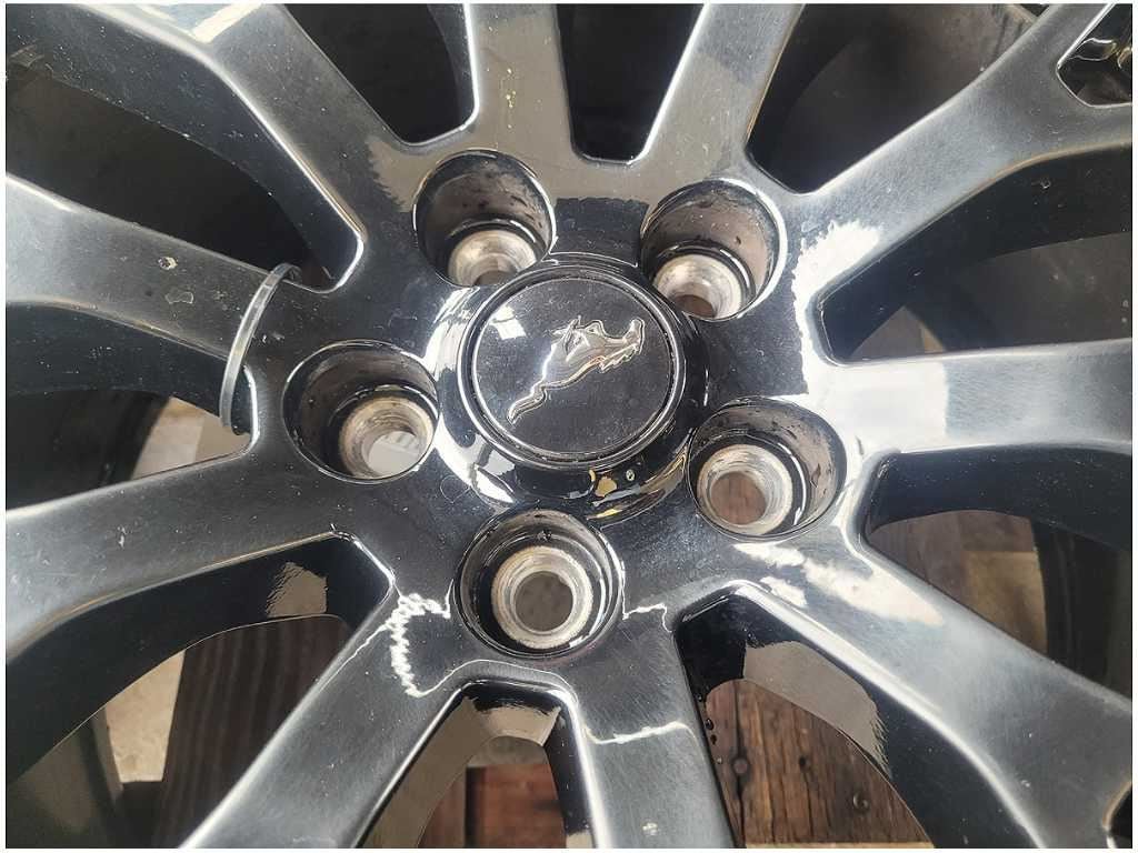 2015 - 2023 Ford Mustang GT Performance Pack PP Wheel 19x9.5 Spoke Rim *Scuffs* - The Parts Farm