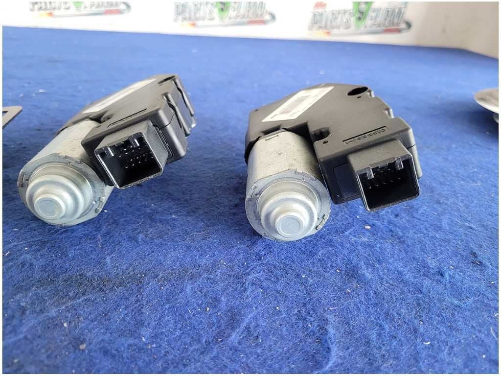 2015-2023 Ford Mustang GT S550 Convertible Pair Top Motor Brackets 2888 - The Parts Farm