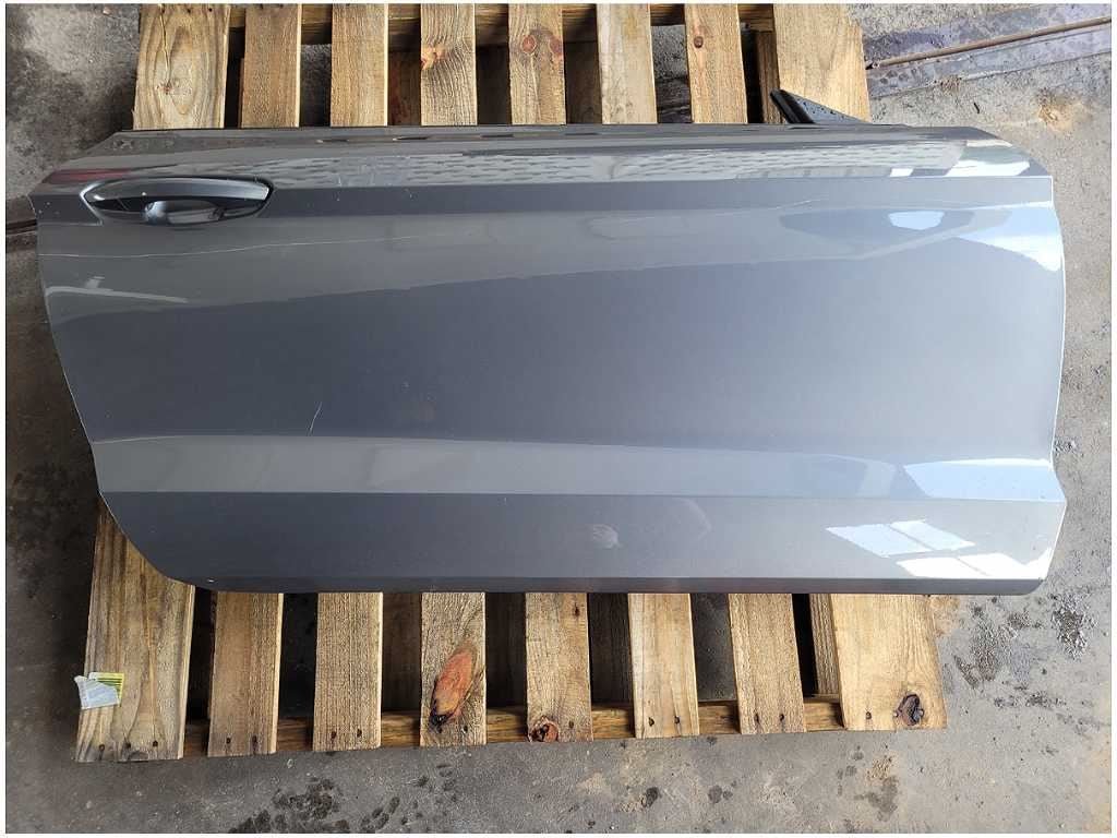 2015-2023 Ford Mustang GT S550 Convertible Passenger Front Door Paint M7 2887 - The Parts Farm