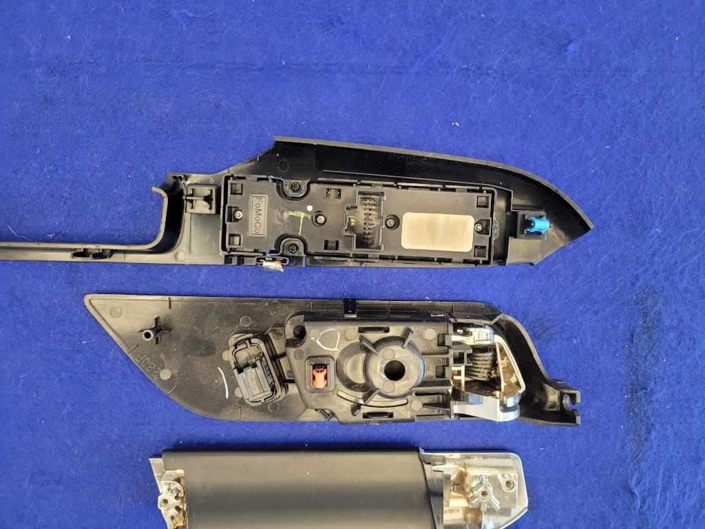 2015 - 2023 Ford Mustang GT S550 Coupe Driver Front Door Handle Switch Lock 2778 - The Parts Farm