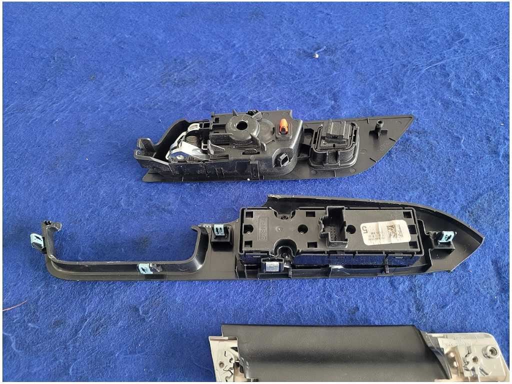 2015-2023 Ford Mustang GT S550 Driver Convertible Door Switch Lock Window 2887 - The Parts Farm