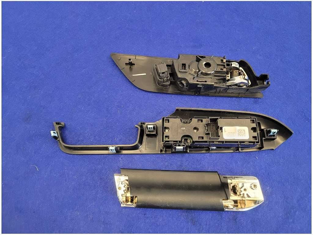 2015 - 2023 Ford Mustang GT S550 Driver Front Door Coupe Window Lock Switch 2766 - The Parts Farm