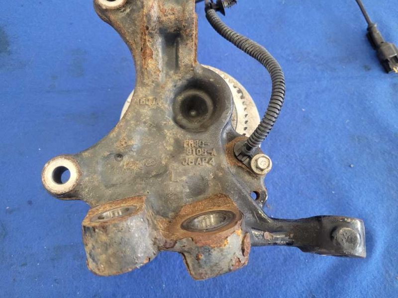 2015 - 2023 Ford Mustang GT S550 Driver Left Front Knuckle Hub Spindle 2115 - The Parts Farm
