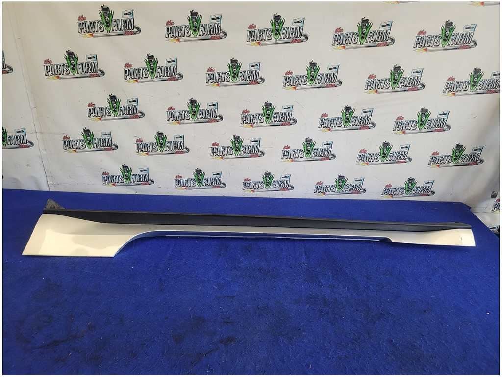 2015-2023 Ford Mustang GT S550 Driver Lower Rocker Panel Molding Paint UX 2903 - The Parts Farm