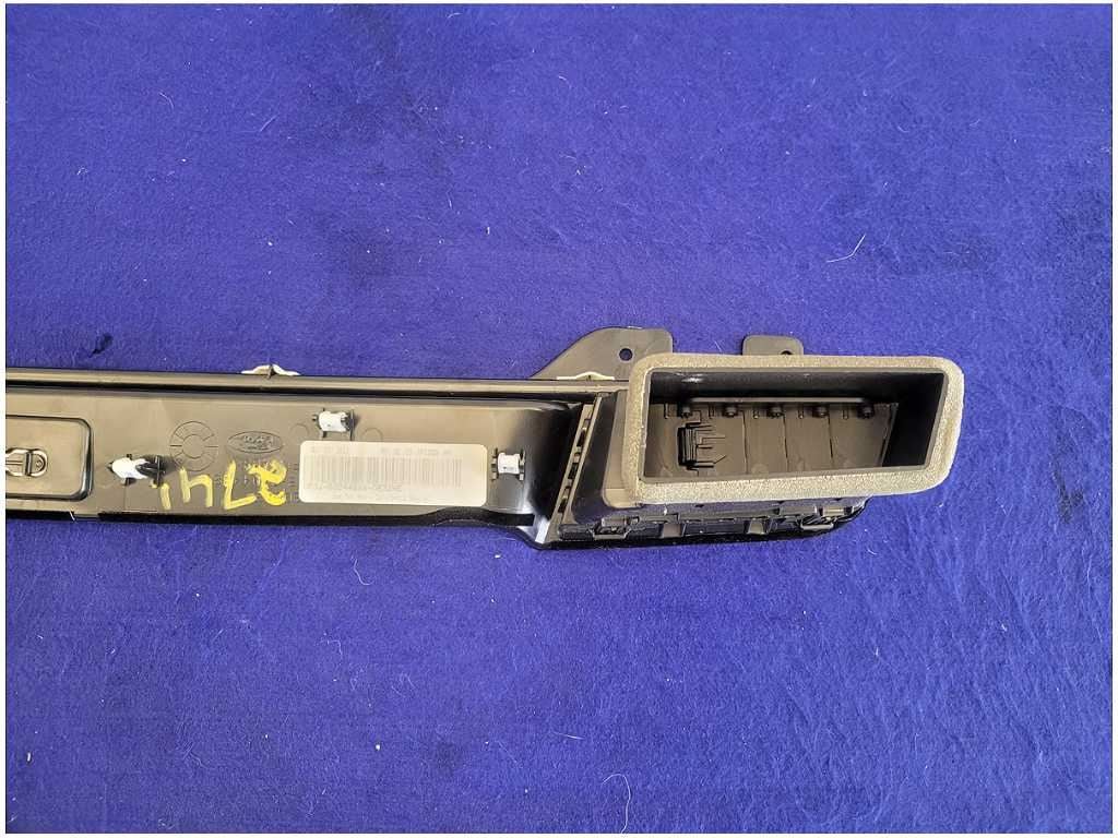 2015 - 2023 Ford Mustang GT S550 Front Dash Emblem Plaque Trim Passenger 2741 - The Parts Farm