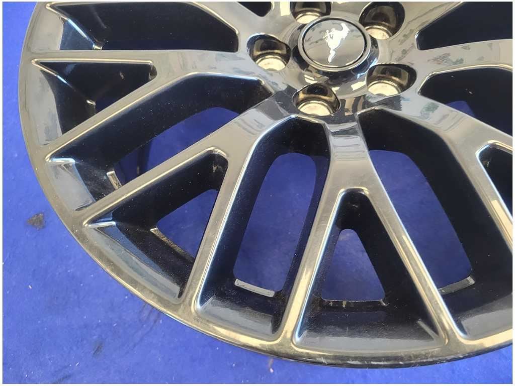 2015 - 2023 Ford Mustang GT S550 Front Wheel 19x9 Black Spoke Rim *Scuffs* 2776 - The Parts Farm