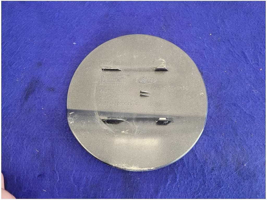 2015 - 2023 Ford Mustang GT S550 Fuel Door Cap Gas Paint J7 2741 - The Parts Farm