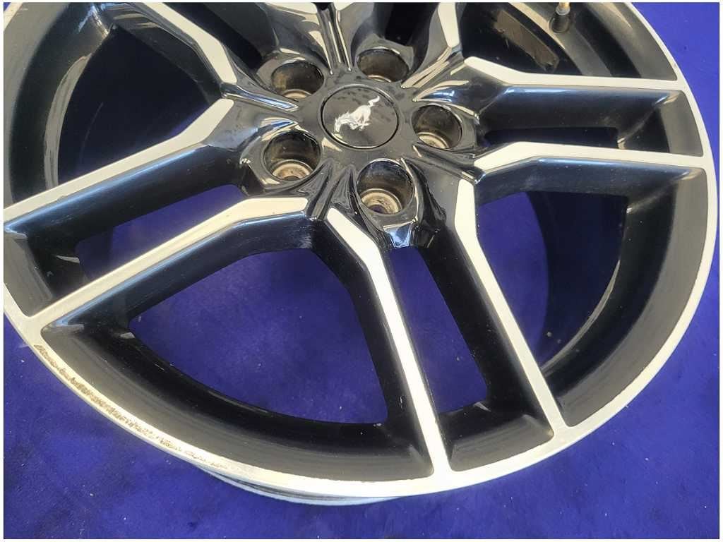 2015 - 2023 Ford Mustang GT S550 One Wheel 18x8 Split Spoke Paint Scuffs 2734 - The Parts Farm