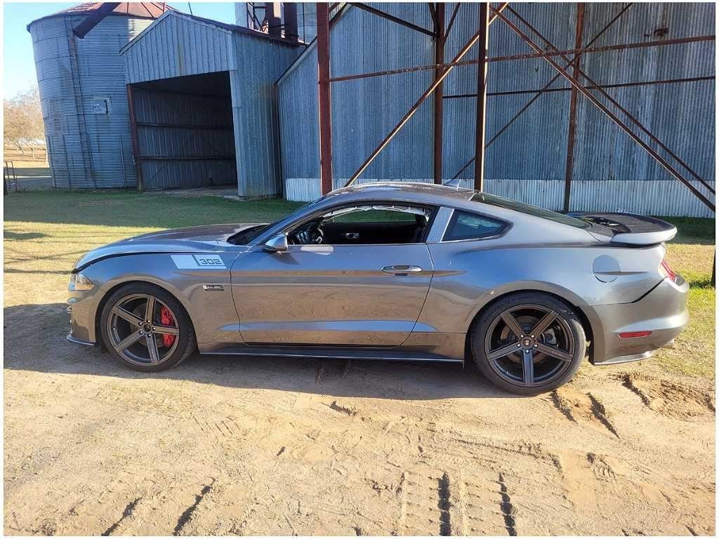 2015 - 2023 Ford Mustang GT S550 Pair Front Saleen Hood Struts Hinges Front 2798 - The Parts Farm