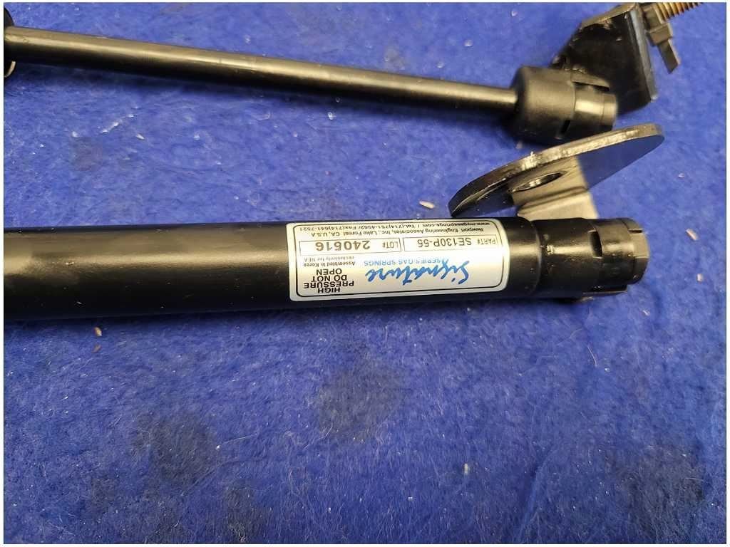 2015 - 2023 Ford Mustang GT S550 Pair Front Saleen Hood Struts Hinges Front 2798 - The Parts Farm