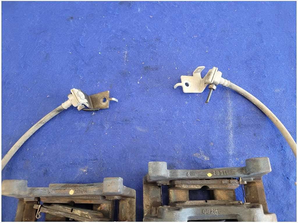 2015 - 2023 Ford Mustang GT S550 Pair Rear Brake Calipers Pads 2776 - The Parts Farm